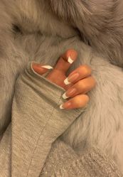 -CM.Nail美甲美睫