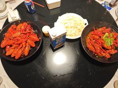 -聚汇三少·龙虾·中餐厅(莫邪路新天地店)