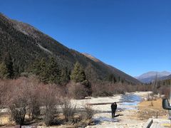 -亚拉雪山风景区