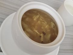 鱼翅羹-得丘礼享谷·玉兰苑