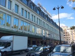 -乐蓬马歇百货公司(Rive Gauche)