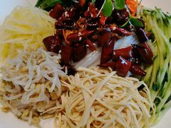 拾味拌菜-香港财记(汇励99城市公园店)