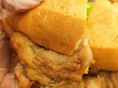 大大件猪扒包-大利来记餐厅