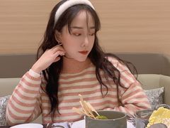 -红鼎豆捞·非遗鲍皇汤火锅(宝丰路店)