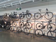 -迪卡侬(苗岭路店)