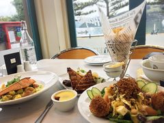 -Bully Hayes Restaurant & Bar