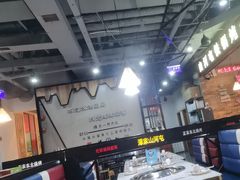 -哈尔滨烧烤·山河村铁锅炖(交大店)