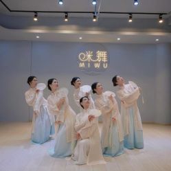 -MiWu咪舞舞蹈塑形中心
