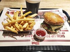 -The Habit Burger Grill 哈比特汉堡(复兴soho店)