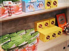 零售区-嘉华鲜花饼(束河店)