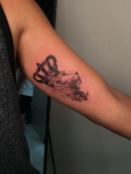 -V一刺青·纹身   穿孔    清洗