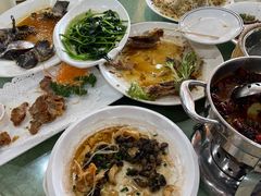 -鹏城人家海鲜酒家·23年老字号(较场尾店)