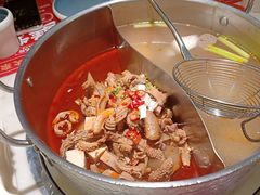 -左庭右院鲜牛肉火锅(浦江欢乐颂店)