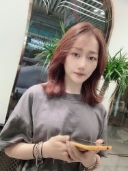 -BULB STUDIO 巴柏明星发型工作室