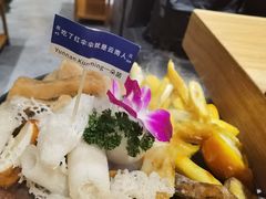-一朵菌·野生菌探索家火锅(南亚店)