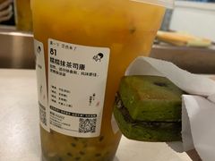 -喜茶(北京华贸购物中心店)