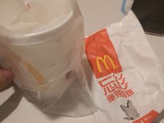 -麦当劳(世界城广场店)