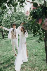 -易摄影婚纱摄影工作室