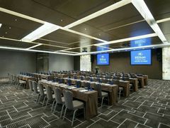 -广州天河希尔顿酒店