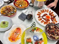 -江上荟·创意中国菜(绿地缤纷城店)