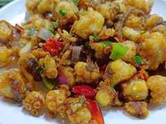 -四川小胡子海鲜(丁村万人海鲜广场店)