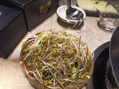 -沪小胖小龙虾(淮海中路旗舰店)