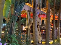 -二荆条·蜀鲜汇城市森林火锅