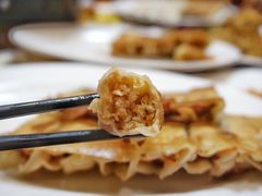 蟹黄锅贴-大眼锅贴水饺(河东店)