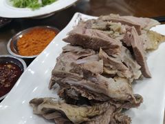 手抓羊肉-青海名吃尕张娃非遗烤肉(海湖总店)