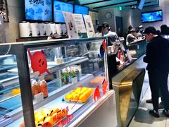 -奈雪的茶(亨特国际广场店)