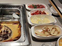 -海底捞火锅(新松江路店)