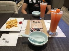 -钟书阁(群光广场店)