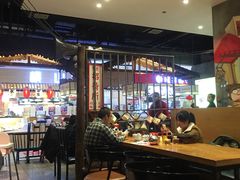 大堂-怪噜范·老贵阳街头名小吃(汇金星力城店)