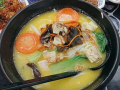 -桥香园过桥米线(国贸店)