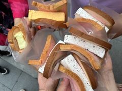 -詹爷爷乌节路街头冰淇淋