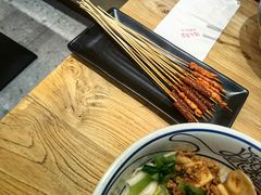 -陇上秦轩西安biangbiang面(朝龙汇店)