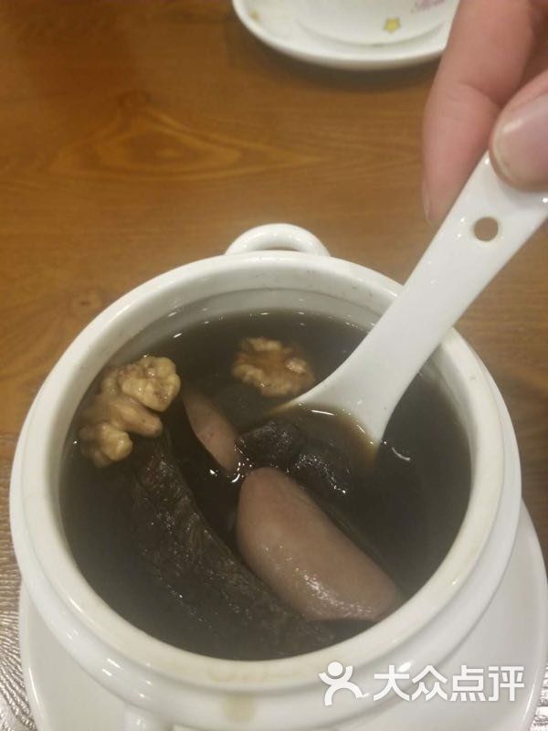 巴戟杜仲核桃炖猪腰