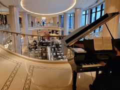 -Salon de Ville浦江汇(上海外滩华尔道夫酒店店)