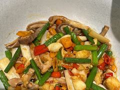 -费大厨辣椒炒肉(房山龙湖天街店)