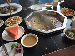 -重庆德庄火锅(体育中心店)