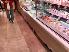 -巴黎贝甜(大宁国际商业广场店)