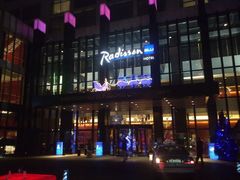 -上海证大美爵酒店