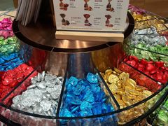 -Laderach 莱德拉(上海环贸iapm店)