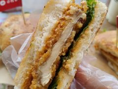 -必胜客(柳州万象城店)