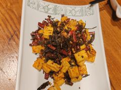 -云海肴·汽锅鸡·云南菜(天山百盛优客店)