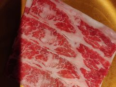 -牛YO寿喜烧·铁板烧和牛火锅自助(市府恒隆店)
