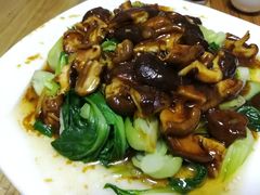-溢心园香河肉饼总店