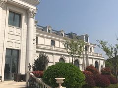 -上海玫瑰园度假酒店