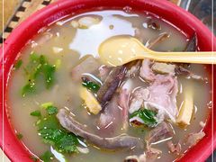 -春雨羊汤店(广开四马路总店)