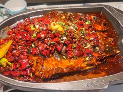 -江边城外烤全鱼(世茂广场店)